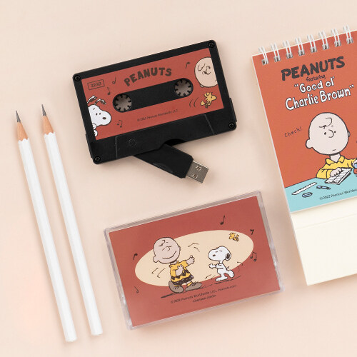 피너츠 카세트 테이프 USB (3.2GB)